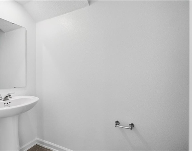 3092 Chromatic Street - Photo Thumbnail 4
