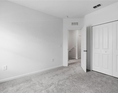 3092 Chromatic Street - Photo Thumbnail 15