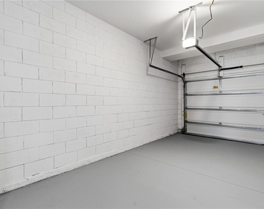 3092 Chromatic Street - Photo Thumbnail 7