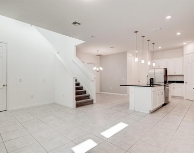 14704 Seton Creek Boulevard - Photo Thumbnail 8