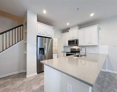 10141 Greenstone Ridge Street - Photo Thumbnail 10