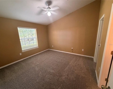856 Grand Regency Pointe Point - Photo Thumbnail 11