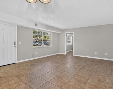 53 Windtree Lane - Photo Thumbnail 3