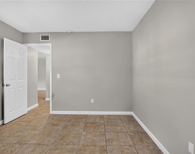 53 Windtree Lane - Photo Thumbnail 20