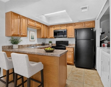 53 Windtree Lane - Photo Thumbnail 7