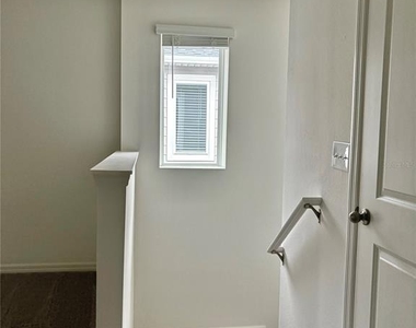 2734 Raindrop Run St - Photo Thumbnail 46