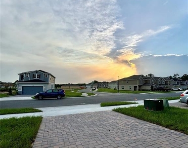 2734 Raindrop Run St - Photo Thumbnail 48