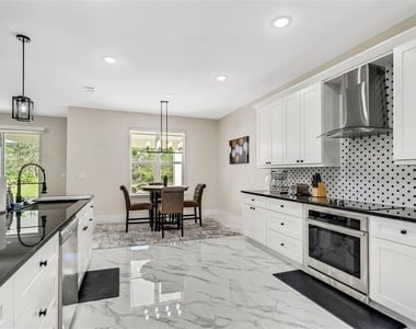 3724 Coronet Avenue - Photo Thumbnail 13