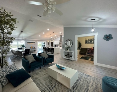 9830 Water Fern Circle - Photo Thumbnail 4