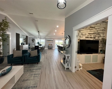 9830 Water Fern Circle - Photo Thumbnail 3