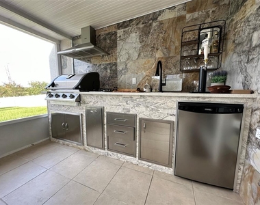 9830 Water Fern Circle - Photo Thumbnail 23