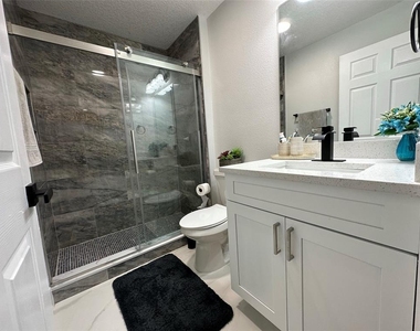 9830 Water Fern Circle - Photo Thumbnail 15