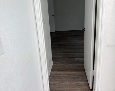 4642 Commander Drive - Photo Thumbnail 8
