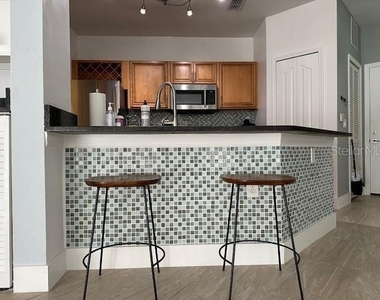 6159 Metrowest Boulevard - Photo Thumbnail 4