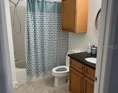 6159 Metrowest Boulevard - Photo Thumbnail 13