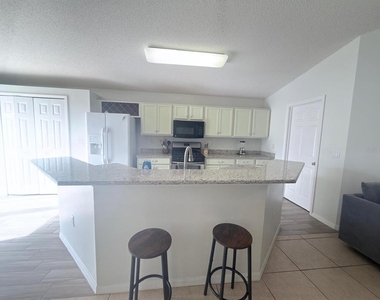 730 Garberia Drive - Photo Thumbnail 9