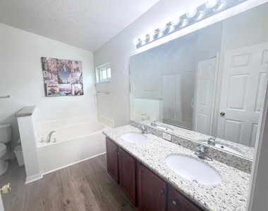 730 Garberia Drive - Photo Thumbnail 21
