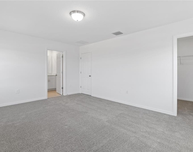 16452 Happy Eagle Drive - Photo Thumbnail 17
