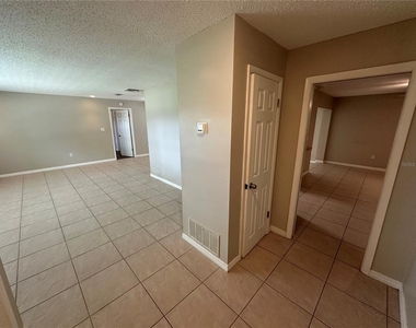 620 Lakespur Lane - Photo Thumbnail 1