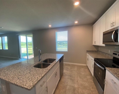 461 Whistling Duck Trail - Photo Thumbnail 7