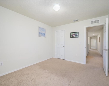 2775 Red Horse Drive - Photo Thumbnail 30