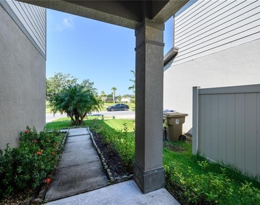 2775 Red Horse Drive - Photo Thumbnail 3