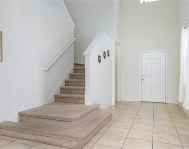 2775 Red Horse Drive - Photo Thumbnail 6