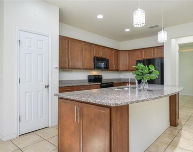 2775 Red Horse Drive - Photo Thumbnail 14