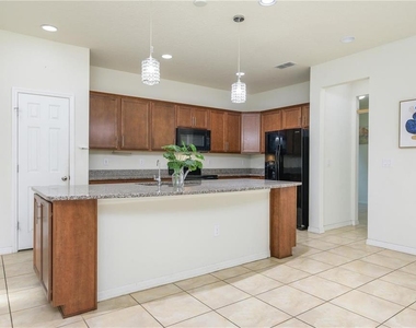 2775 Red Horse Drive - Photo Thumbnail 13