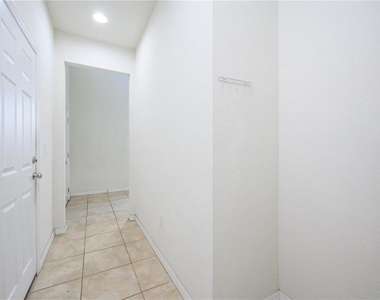 2775 Red Horse Drive - Photo Thumbnail 32