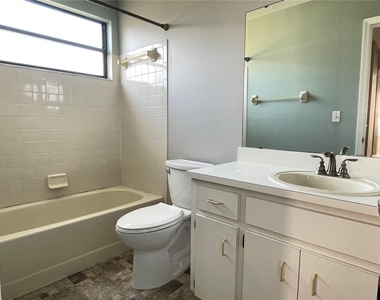 687 Lake Dexter Circle - Photo Thumbnail 15