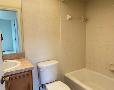407 Eagle Pond Drive - Photo Thumbnail 9
