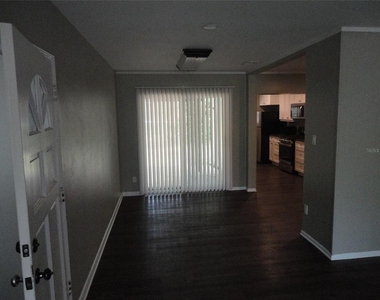 401 Nw 36th Terrace - Photo Thumbnail 3