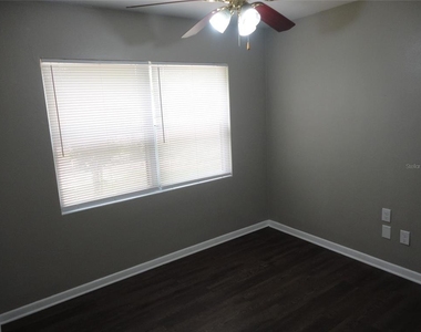 401 Nw 36th Terrace - Photo Thumbnail 7