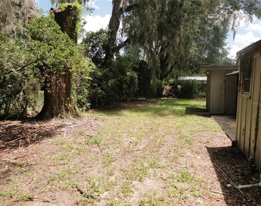 401 Nw 36th Terrace - Photo Thumbnail 16