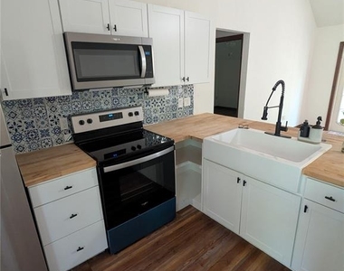 5208 Sw 86th Terrace - Photo Thumbnail 11