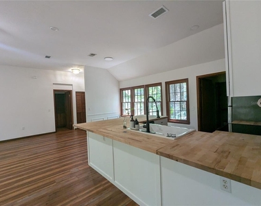 5208 Sw 86th Terrace - Photo Thumbnail 13