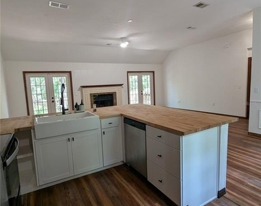 5208 Sw 86th Terrace - Photo Thumbnail 10