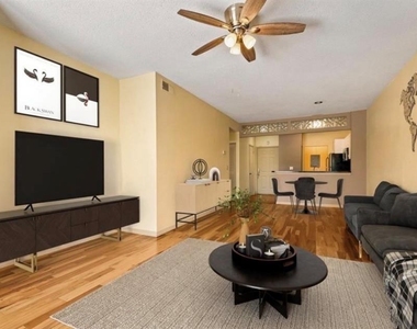 4107 Chatham Oak Court - Photo Thumbnail 5
