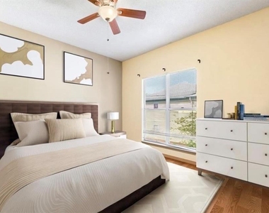 4107 Chatham Oak Court - Photo Thumbnail 7