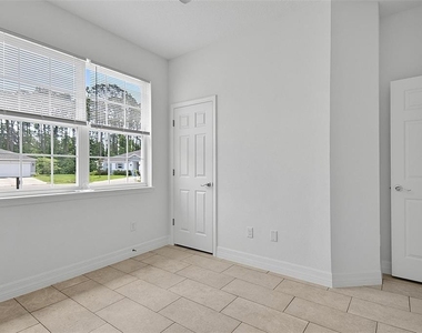 14 Ullynn Place - Photo Thumbnail 8