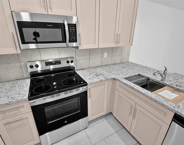 14 Ullynn Place - Photo Thumbnail 22
