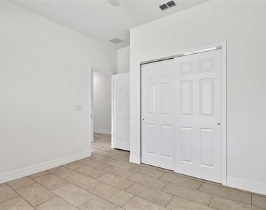 14 Ullynn Place - Photo Thumbnail 11