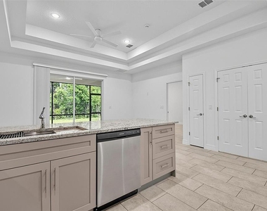 14 Ullynn Place - Photo Thumbnail 20