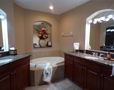 89 Vivante Boulevard - Photo Thumbnail 14
