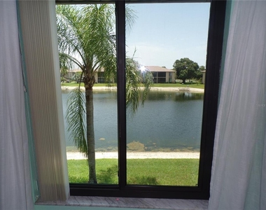 4016 Oakview Drive - Photo Thumbnail 10