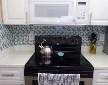 4016 Oakview Drive - Photo Thumbnail 4