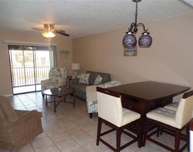 4016 Oakview Drive - Photo Thumbnail 5