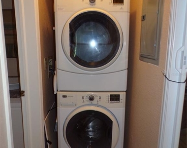4016 Oakview Drive - Photo Thumbnail 28
