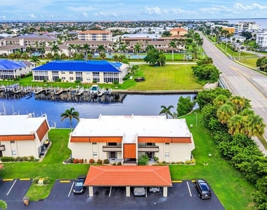 311 Garvin Street - Photo Thumbnail 30